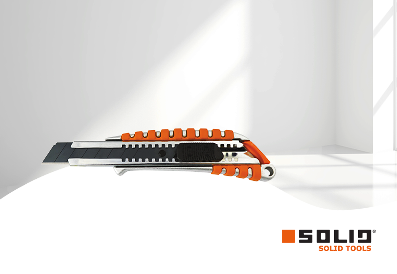 SOLID 18mm Cuttermesser Alu & Gummi